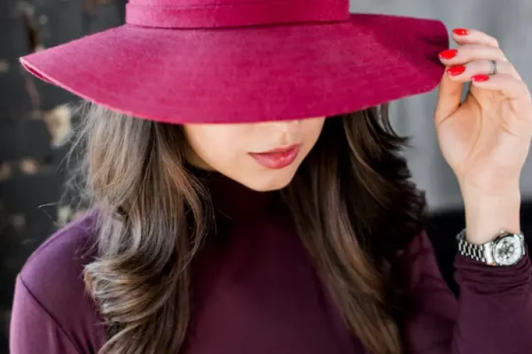 Woman hat fashion 2025