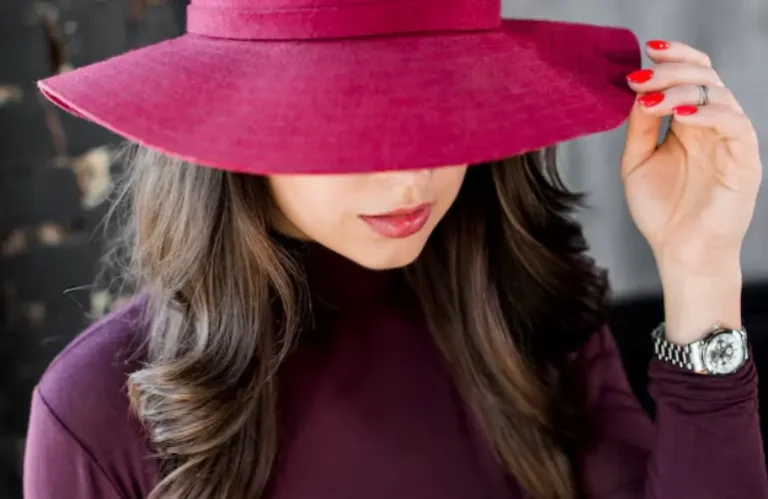 Woman hat fashion 2025